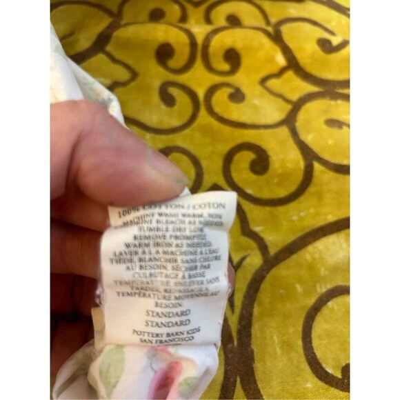 Pottery barn kids standard pillowcase 27"x19.5" Shabby Chic style white and pink - Picture 5 of 5